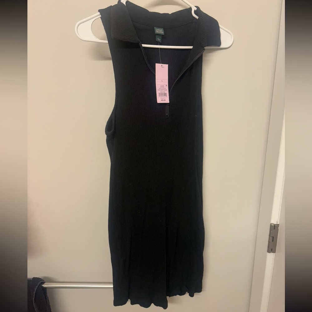 Black quarter zip sleeveless athleisure / tennis dress